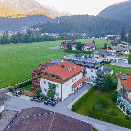 Ferienwohnungen Vier Jahreszeiten Längenfeld Exteriér fotografie