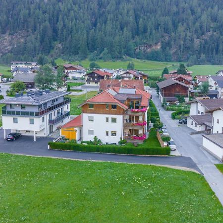 Ferienwohnungen Vier Jahreszeiten Längenfeld Exteriér fotografie
