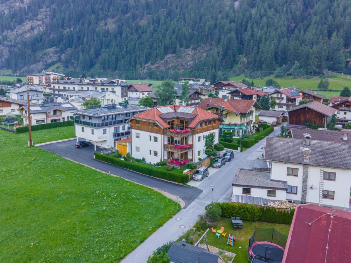 Ferienwohnungen Vier Jahreszeiten Längenfeld Exteriér fotografie